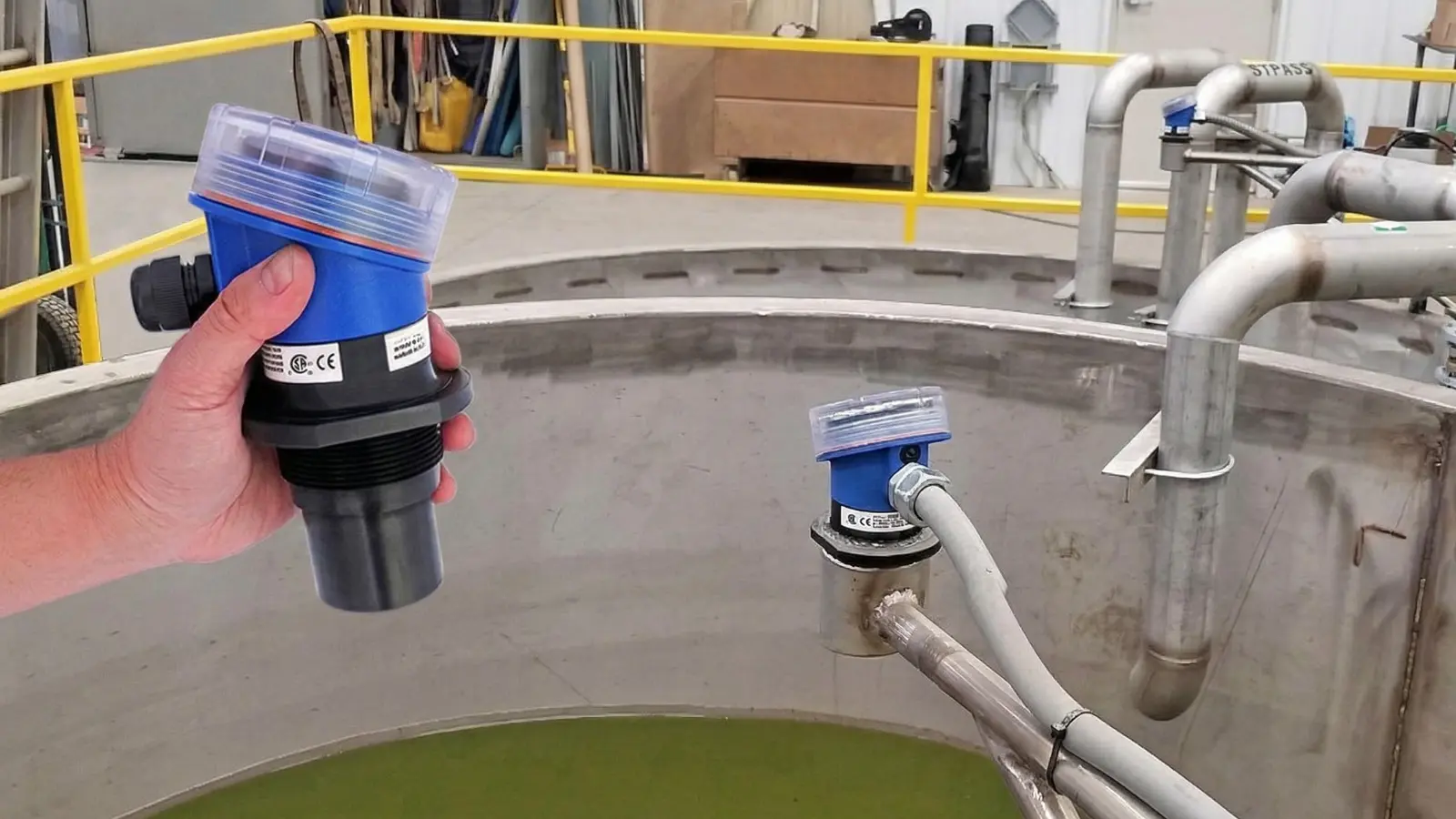 Industrial liquid level measurement as one of the applications of ultrasonic sensors